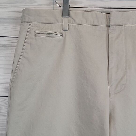 Dockers D4 relaxed fit true chino khaki pants Men's Size 38X32 - Picture 6 of 15